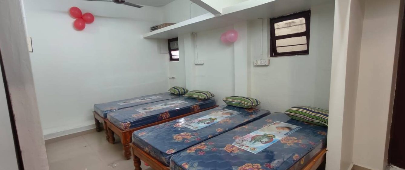 RentHub Verified Property — Ladies PG in Velachery — photo 3
