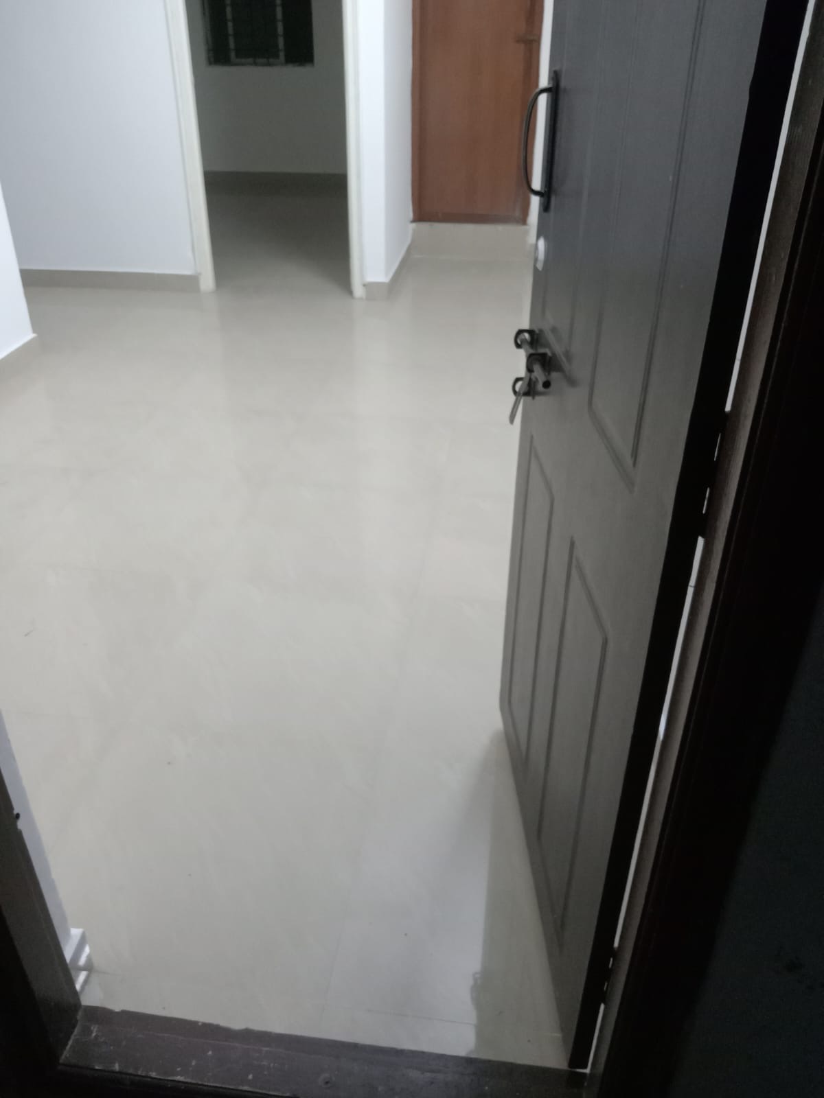 Nawrbyroyalmart — photo 1