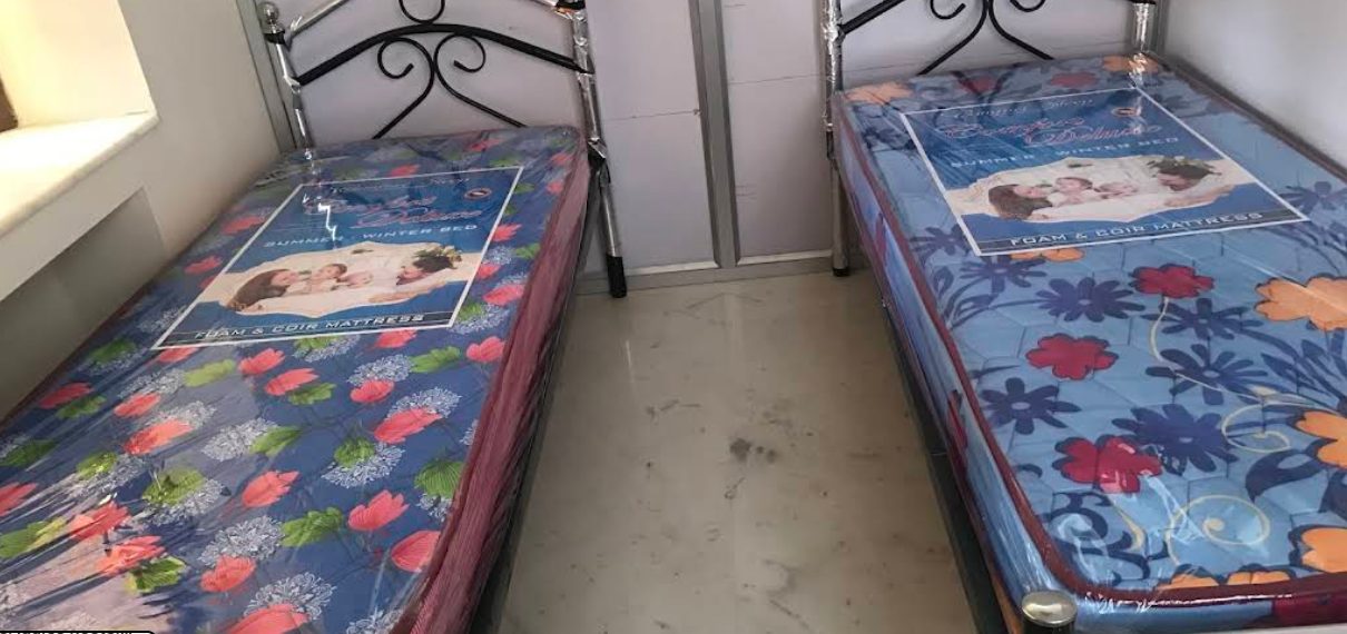 RentHub Verified Property — Ladies PG in Velachery — photo 4