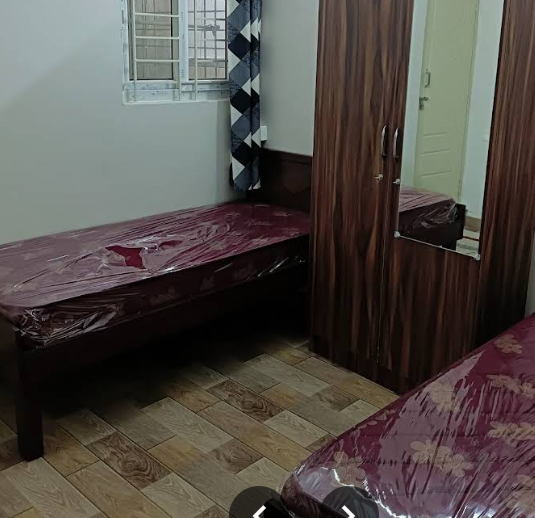 Queens pg for Ladies — Co-living / Unisex in Green Domain Layout,Brookfield,whitefield — photo 3